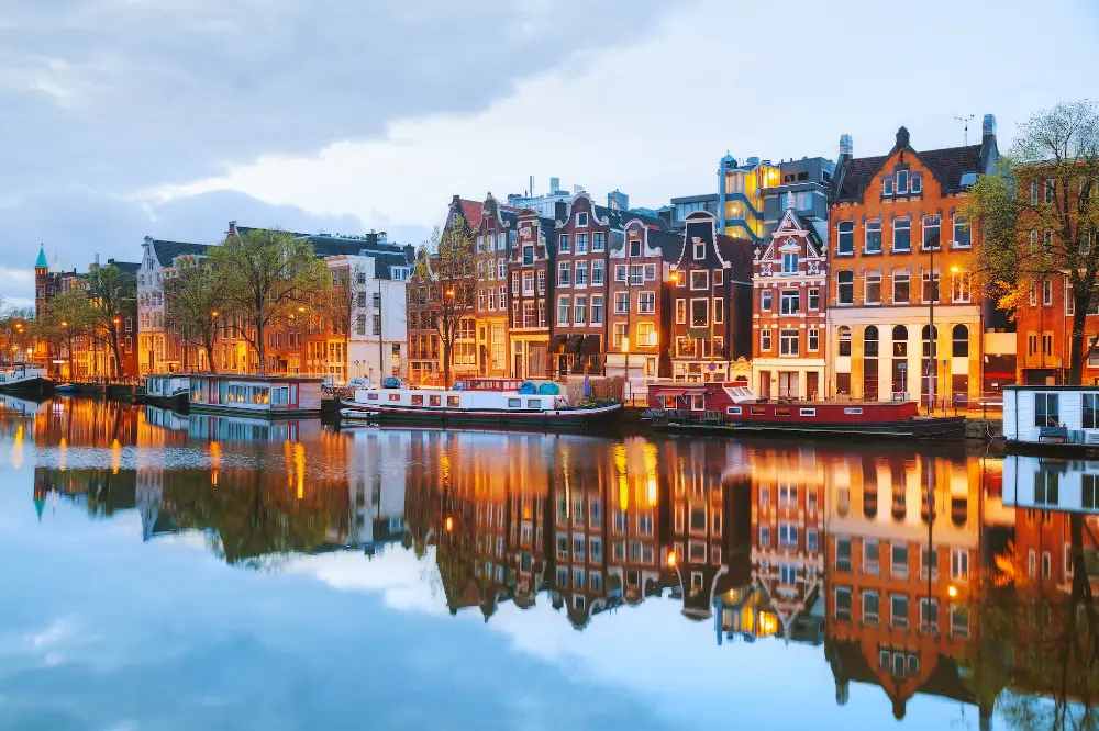 Paris & Amsterdam Escape